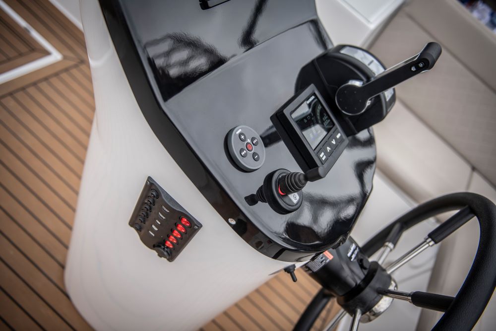Nieuwe Maxima 820 retro — foto 11 van 12