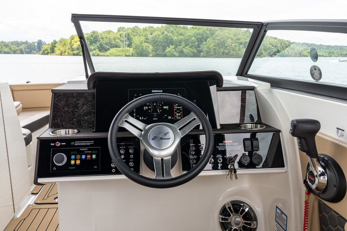 Sea Ray SDX 290 — foto 2 van 19