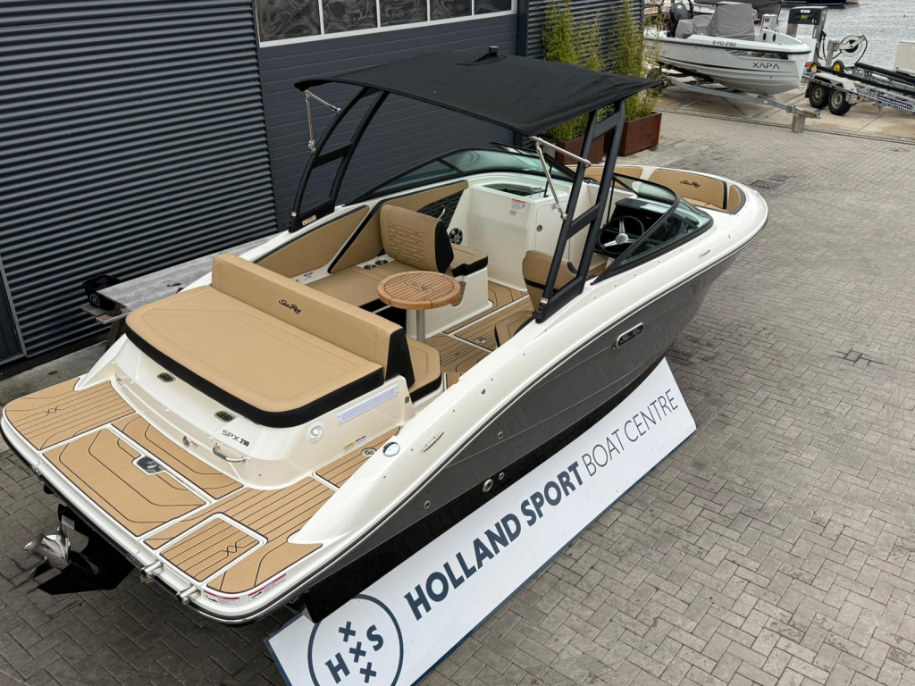 Sea Ray 210 spx — foto 19 van 38