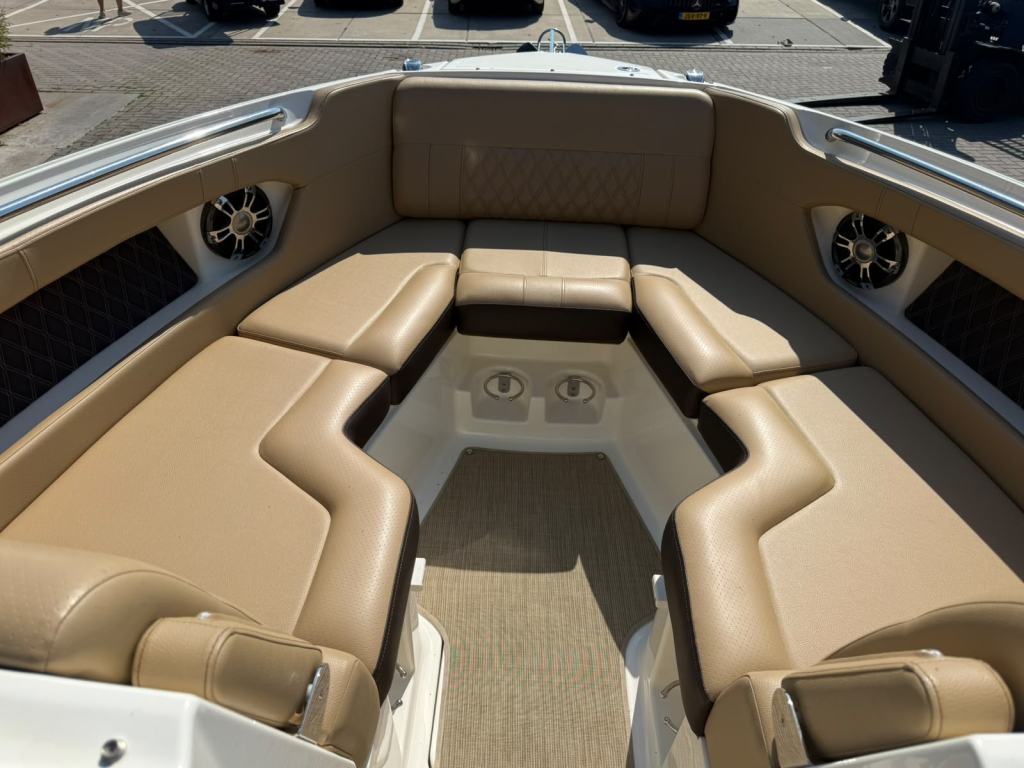 Sea Ray SLX 250 — foto 9 van 20