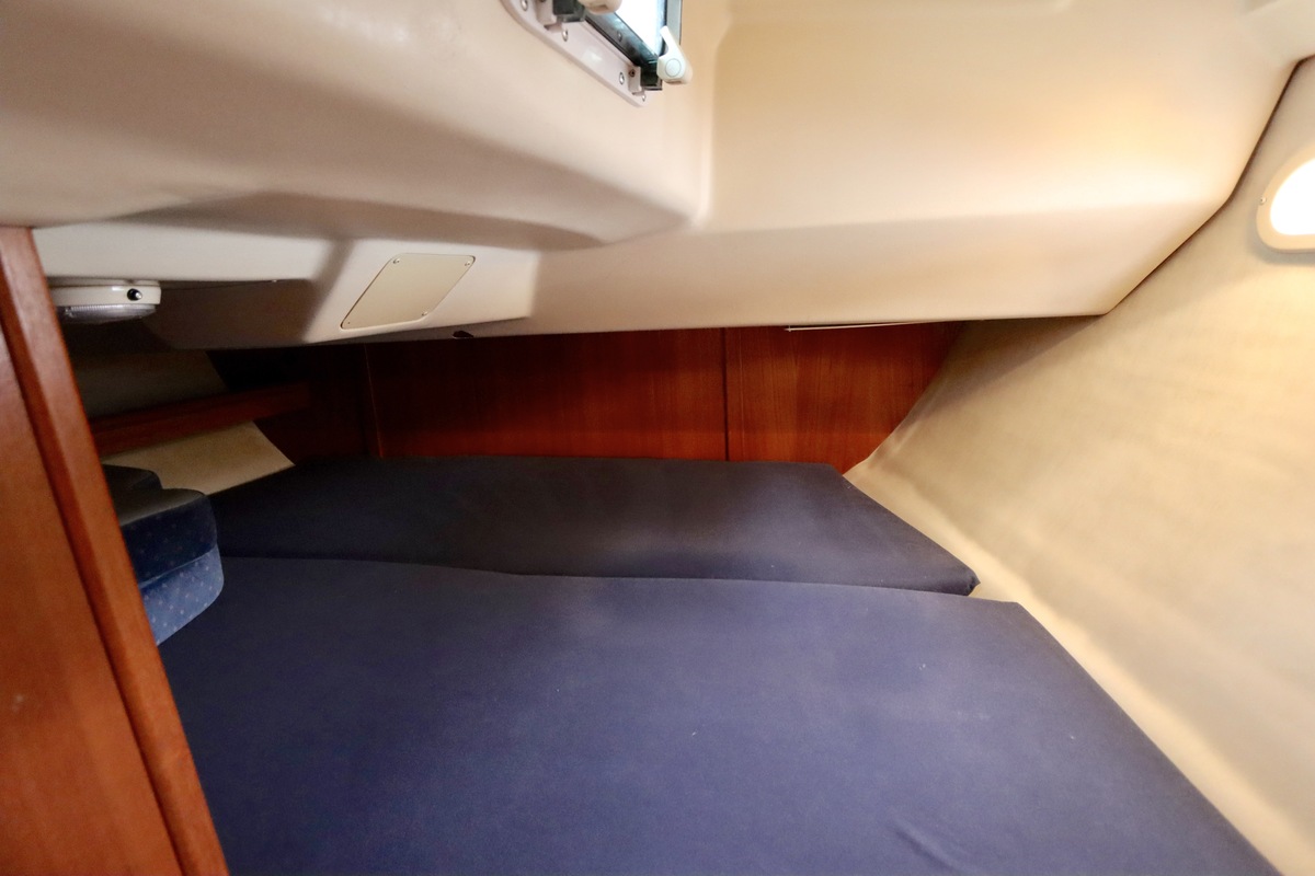 Hunter 306 — foto 16 van 66