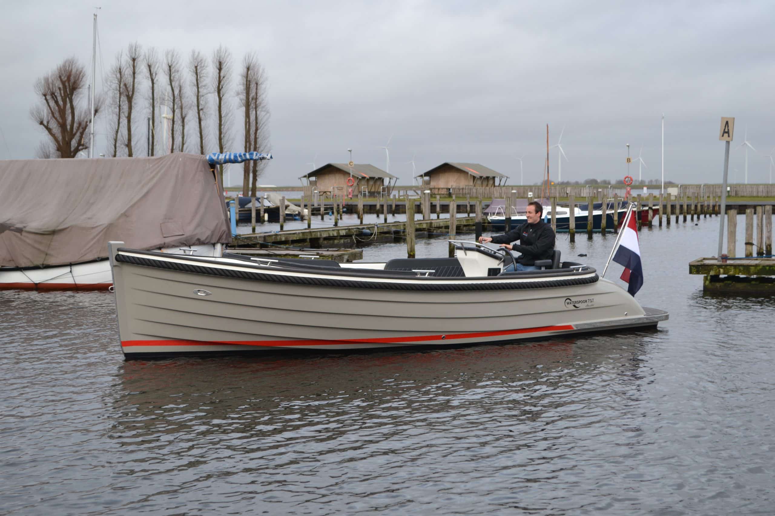 Waterspoor 717 Aviator — foto 8 van 15