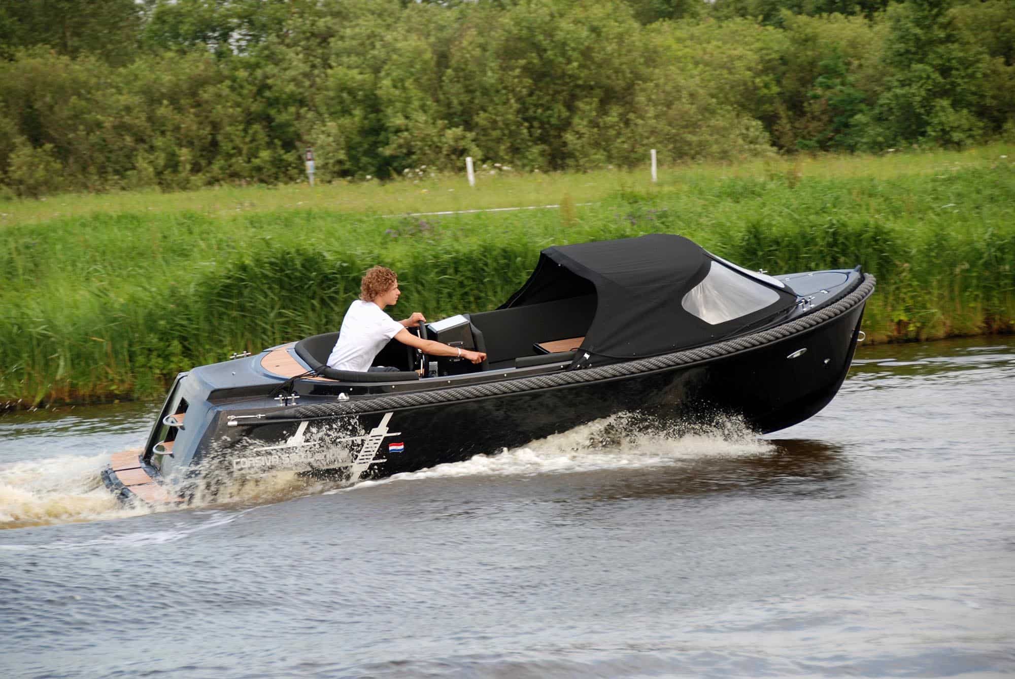 Corsiva 595 Tender — foto 4 van 24