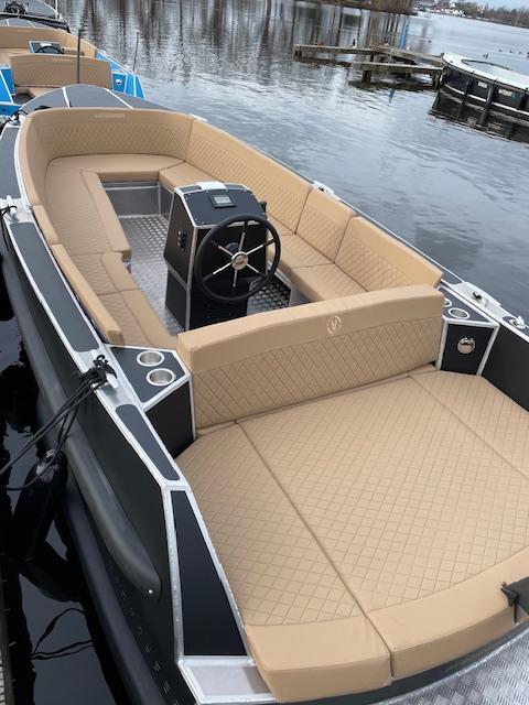 Van Vossen 650 E-plugin tender elektrisch — foto 4 van 12