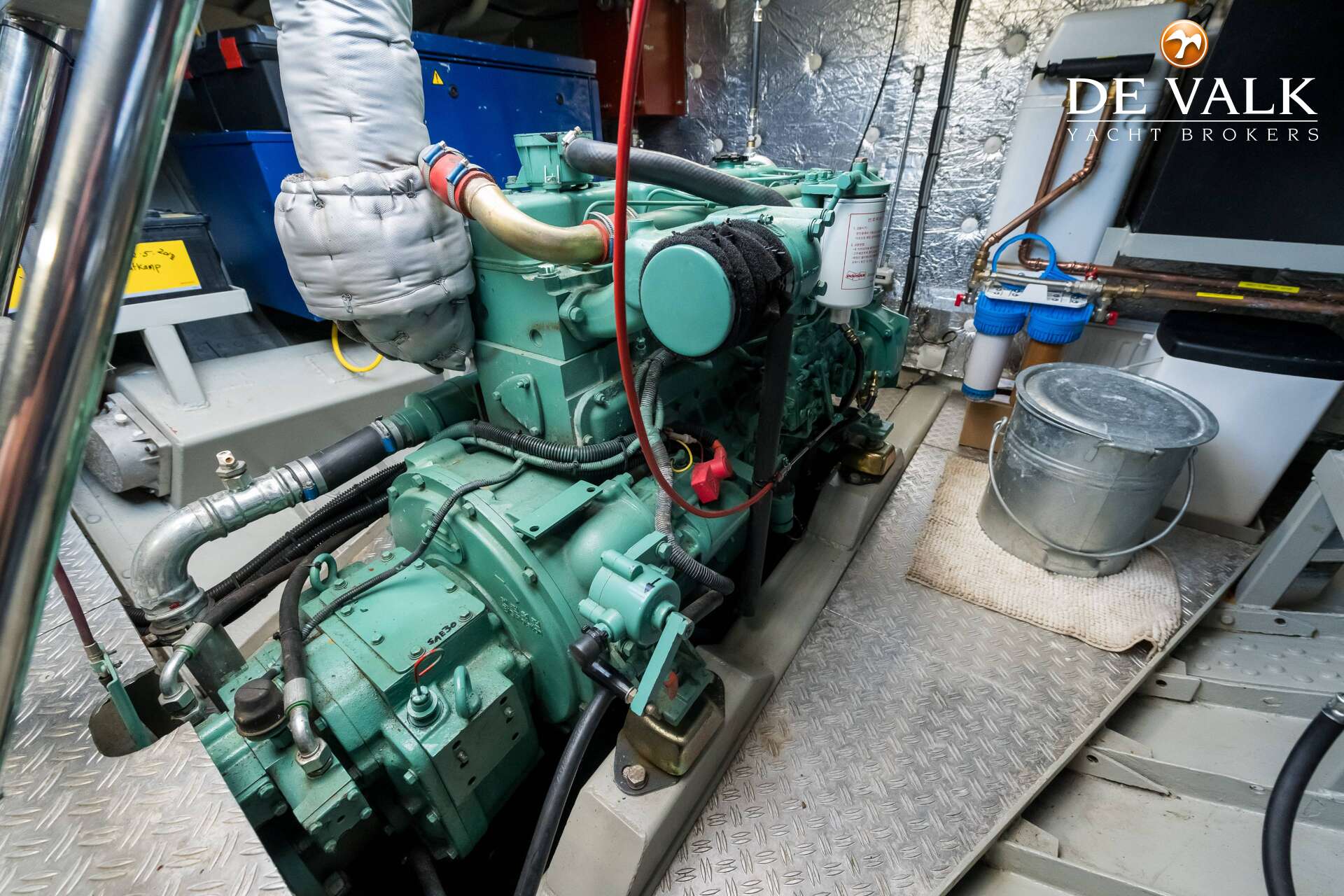 Luxe motor 28M — foto 43 van 44
