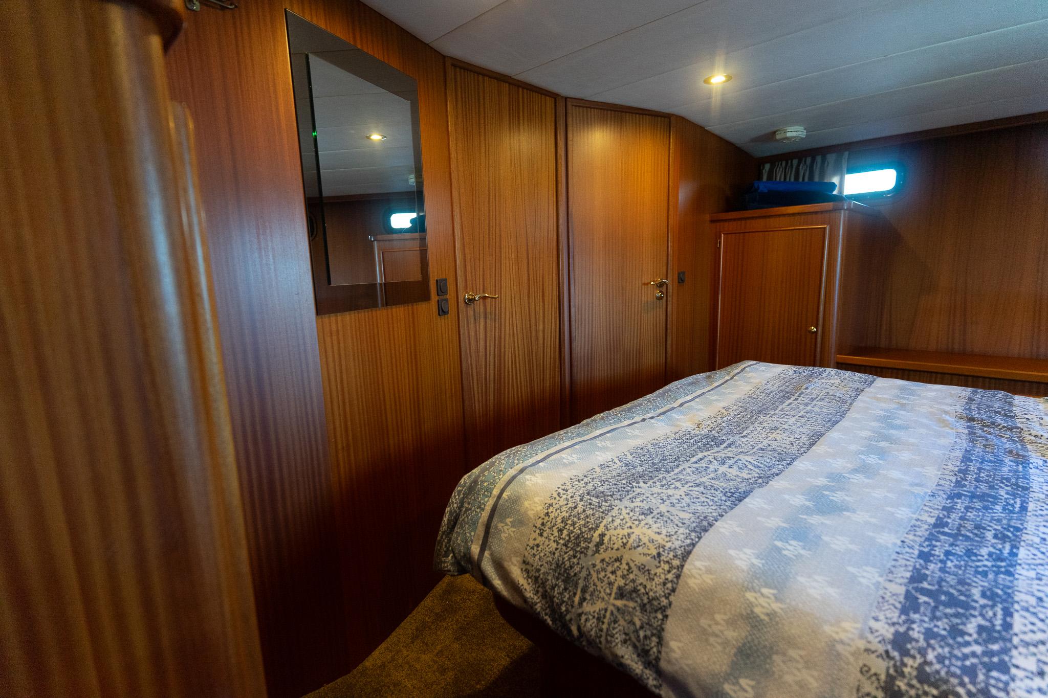 Valkkruiser Voyager 1550 — foto 43 van 45