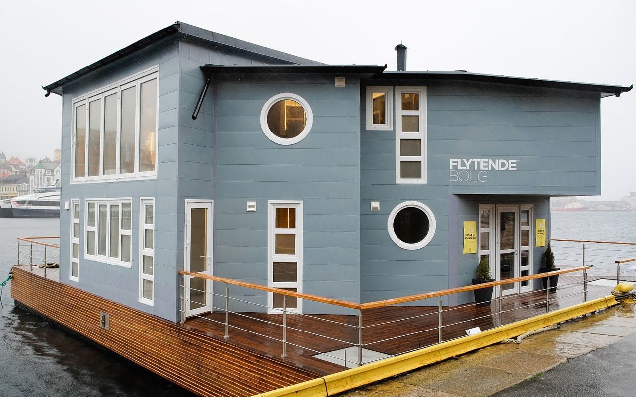 Grey Floating House Houseboat - Foto 1