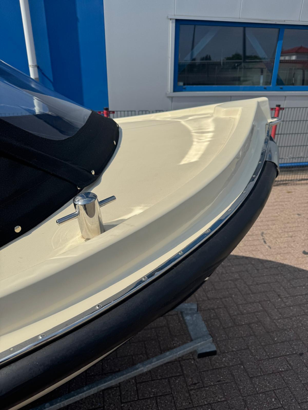 Antaris RB18 met Vetus 28 pk — foto 3 van 12