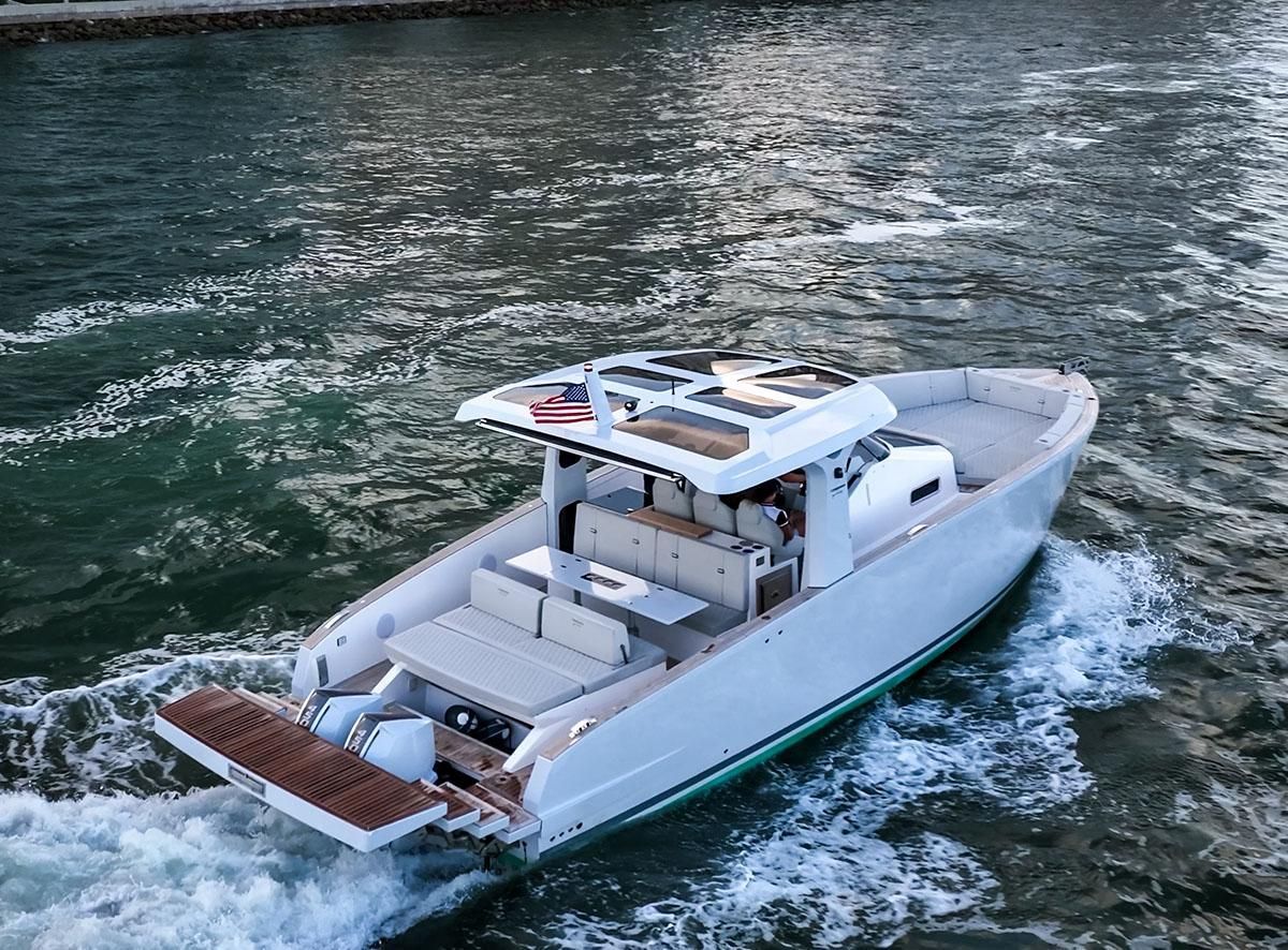 Tesoro T40 Outboard — foto 1 van 2