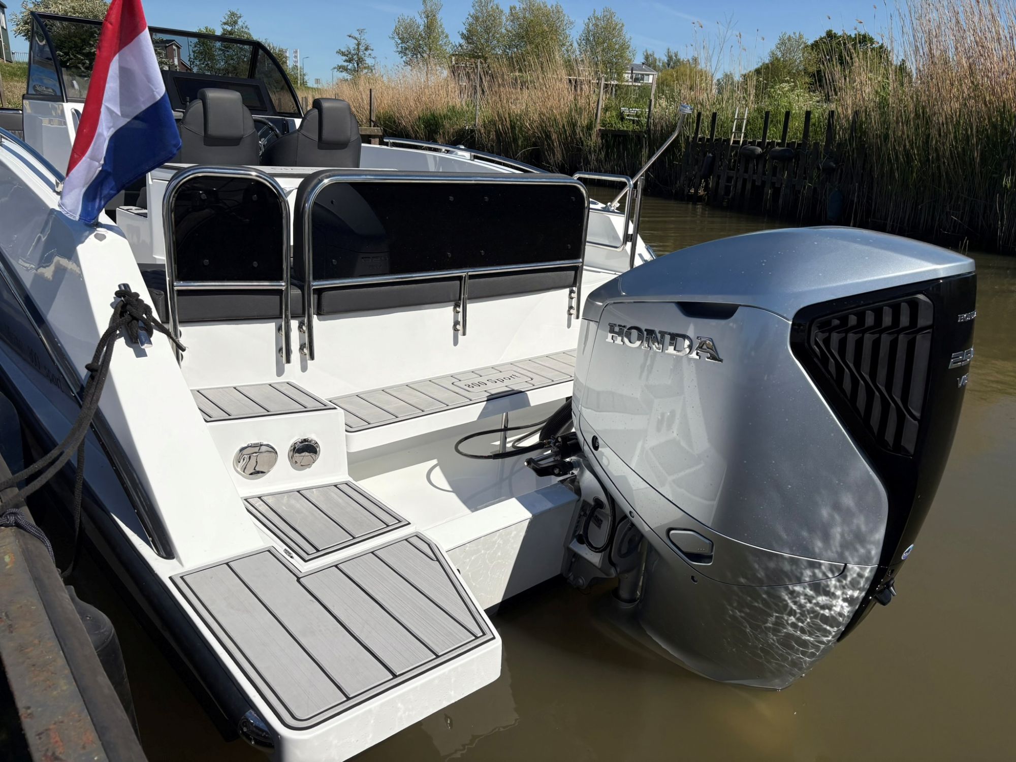 Maxima Boats 800 sport met een Honda 250 pk — foto 14 van 18