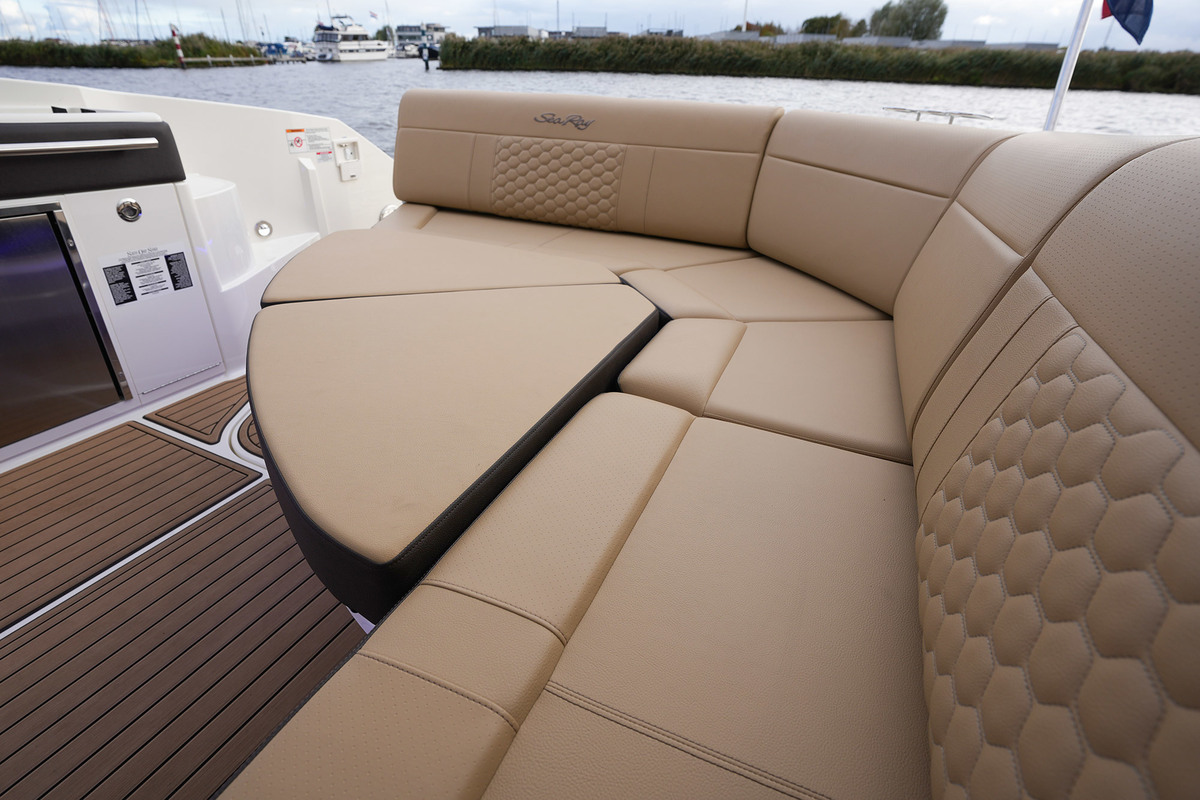 Sea Ray Sundancer 320 — foto 57 van 80