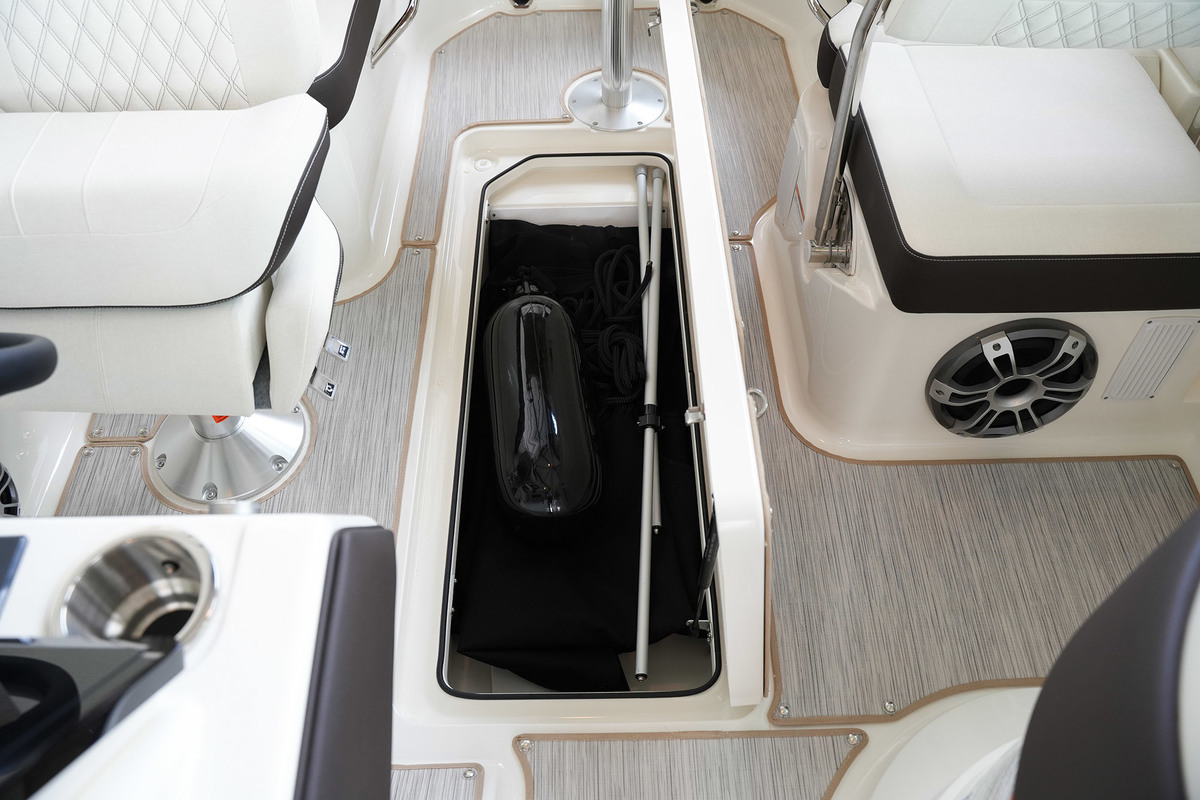 Sea Ray SLX 250 — foto 39 van 57