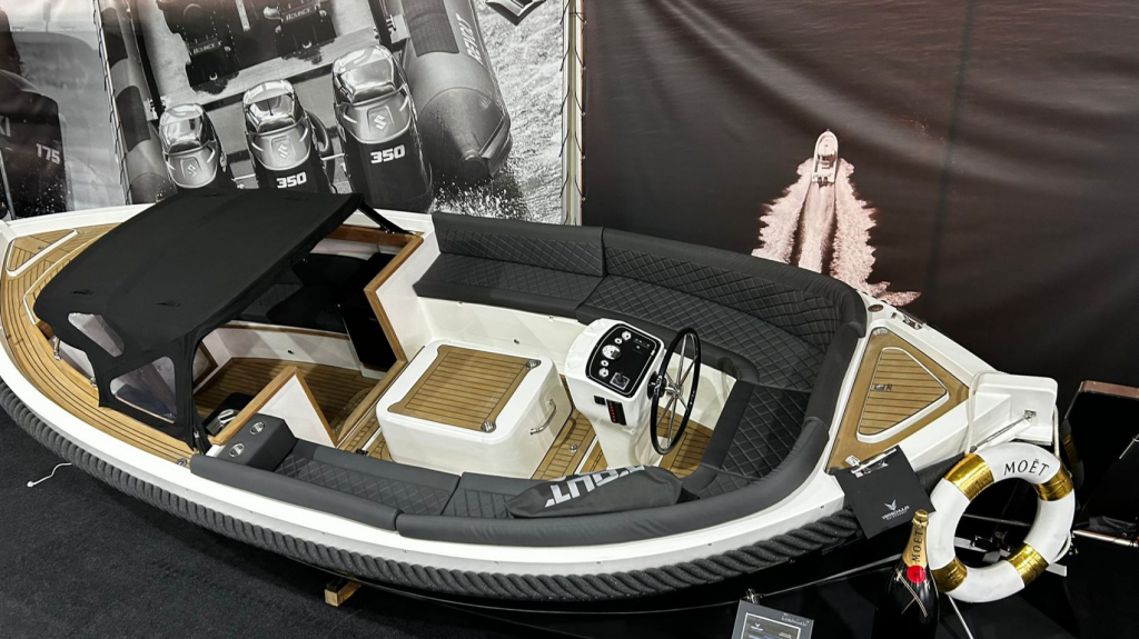 Stout 850 DE GROOTSTE SLOEPENSHOWROOM VAN NEDERLAND — foto 3 van 12