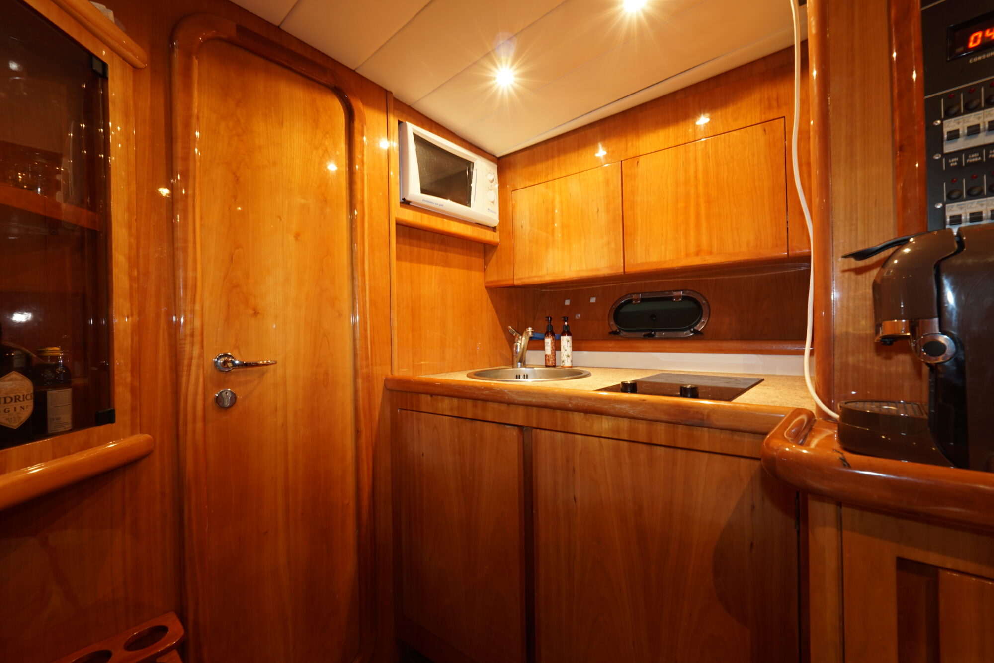 Airon Marine 425 HT — foto 28 van 58