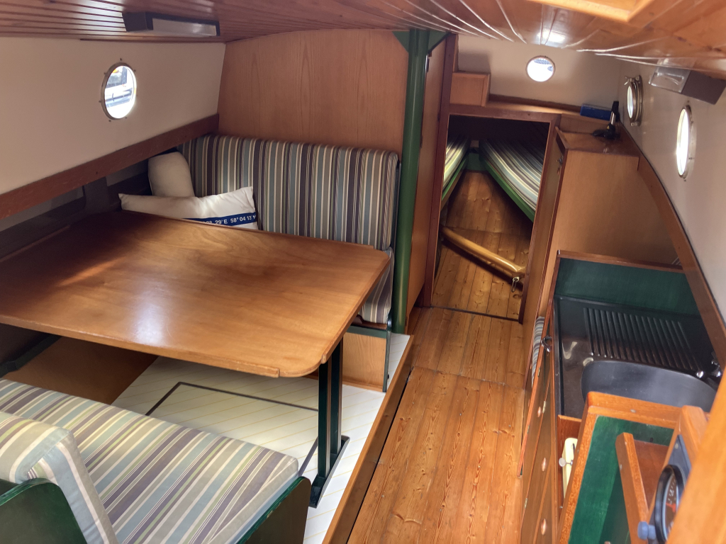 Huitema Zeeschouw 800 (1977) – Goed onderhouden platbodem met veel karakter — foto 24 van 41