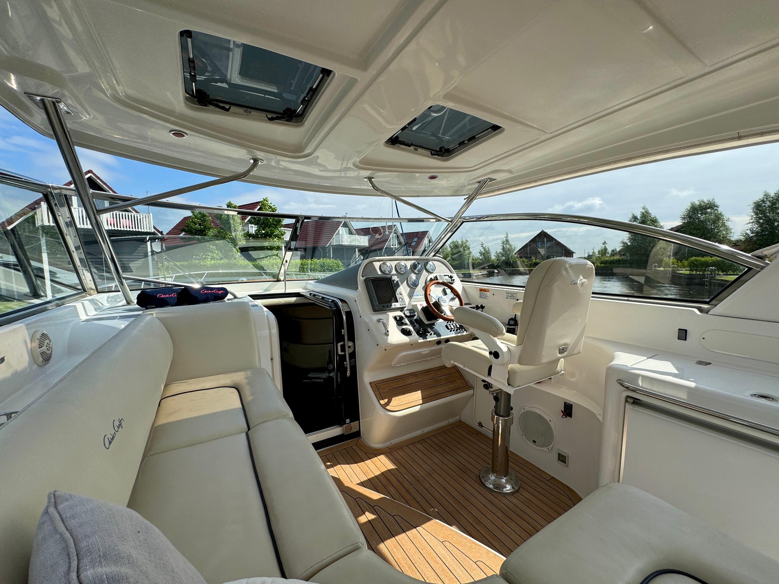 Chris-Craft Roamer 40 Lobster — foto 17 van 67