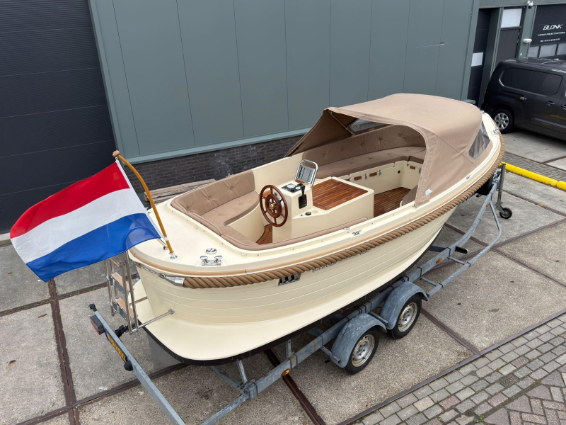 Clever Mirage 600 — foto 1 van 12