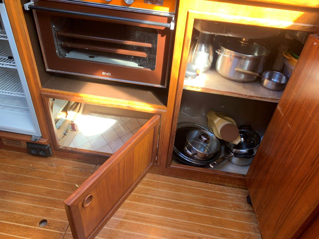 Beneteau Evasion 37 — foto 60 van 133