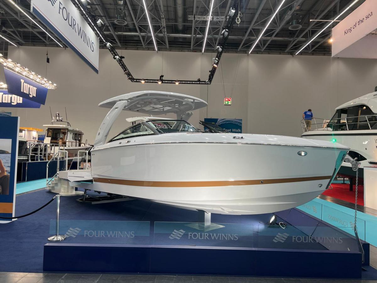 Four Winns H9 Bowrider — foto 22 van 33