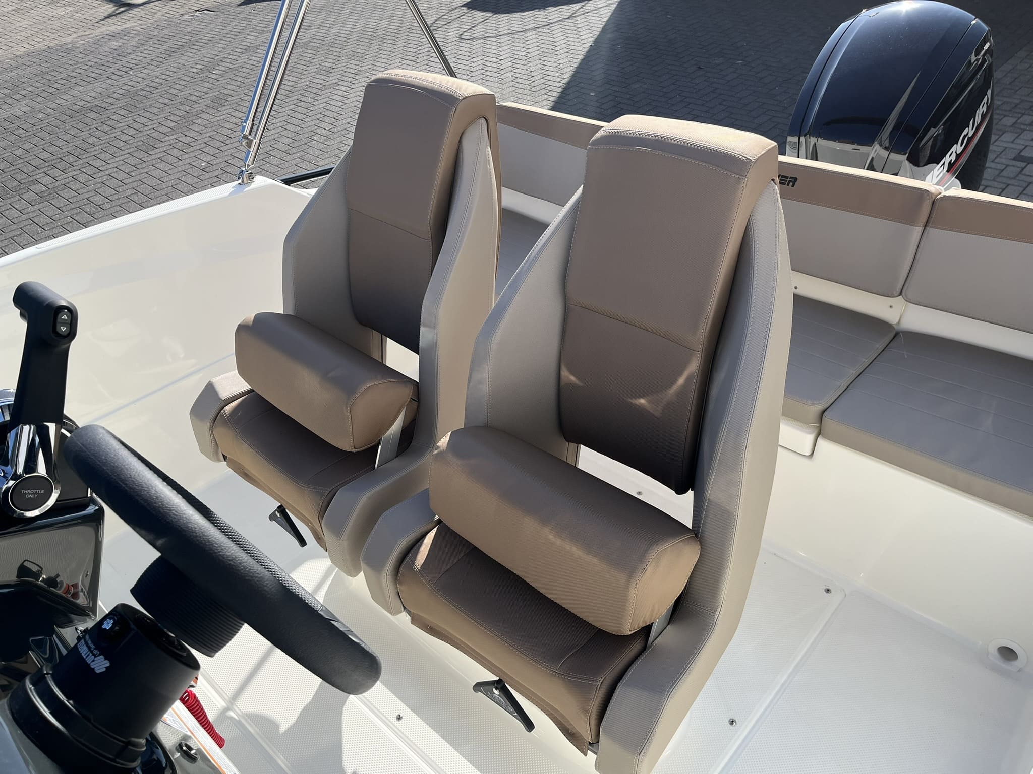 Quicksilver 555 Open — foto 13 van 25