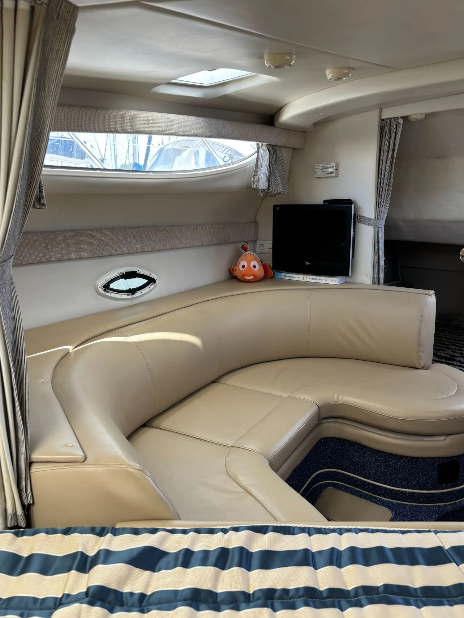 Bayliner 305 Ciera Sunbridge (2004) — foto 19 van 21