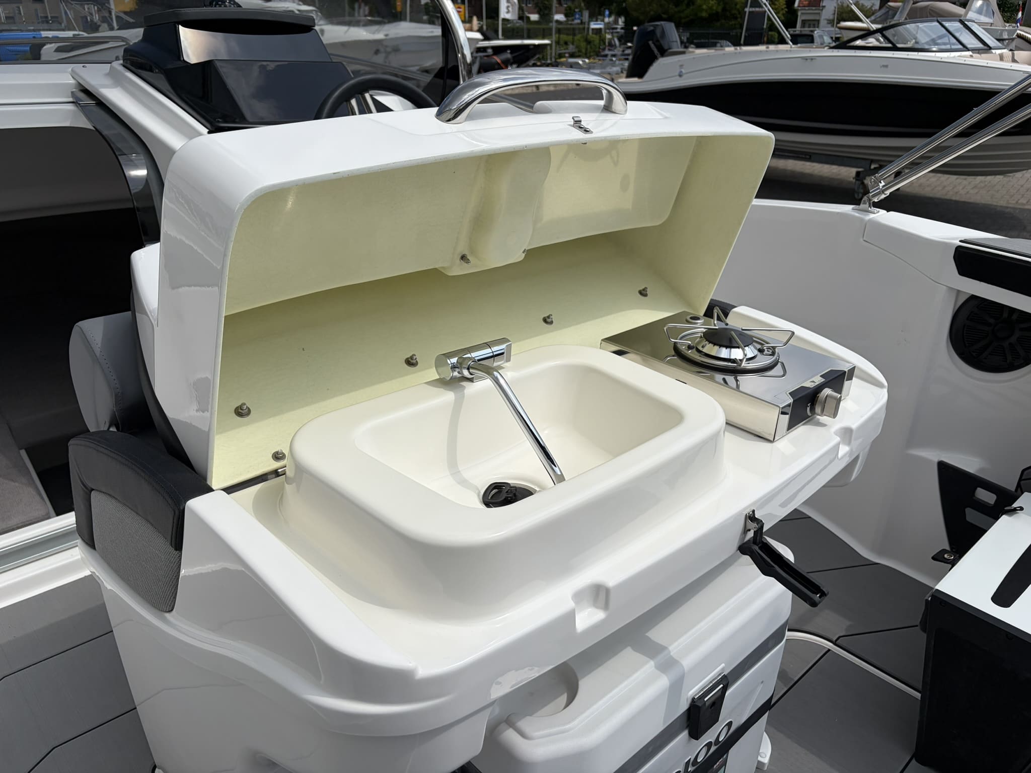 Karnic SL642 Sundeck — foto 10 van 18