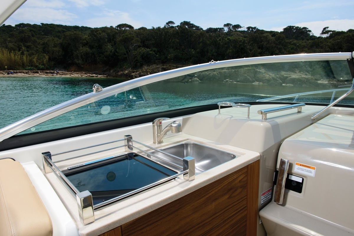 Sea Ray Sundancer 265 — foto 20 van 25
