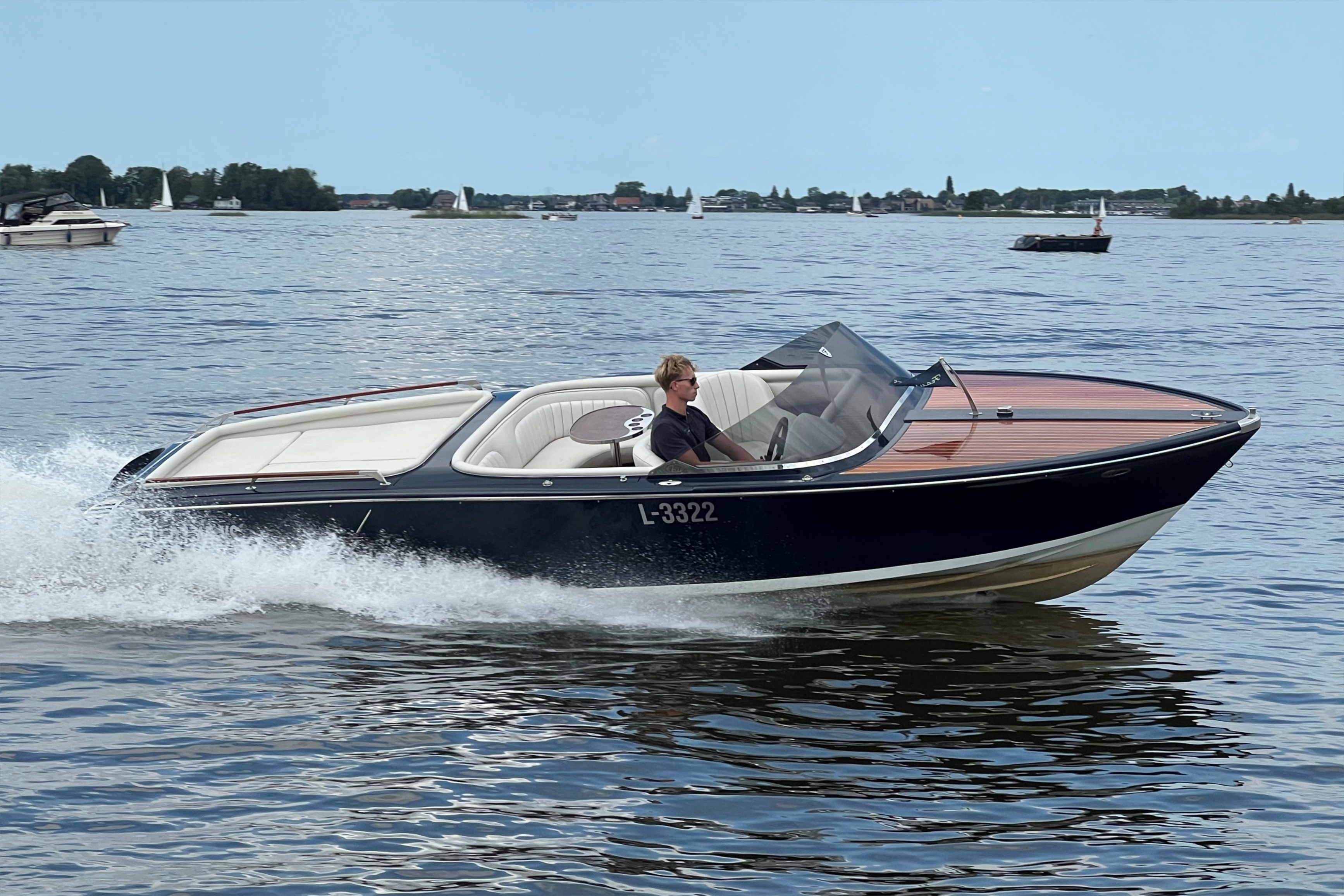 Frauscher 757 St. Tropez — foto 1 van 32