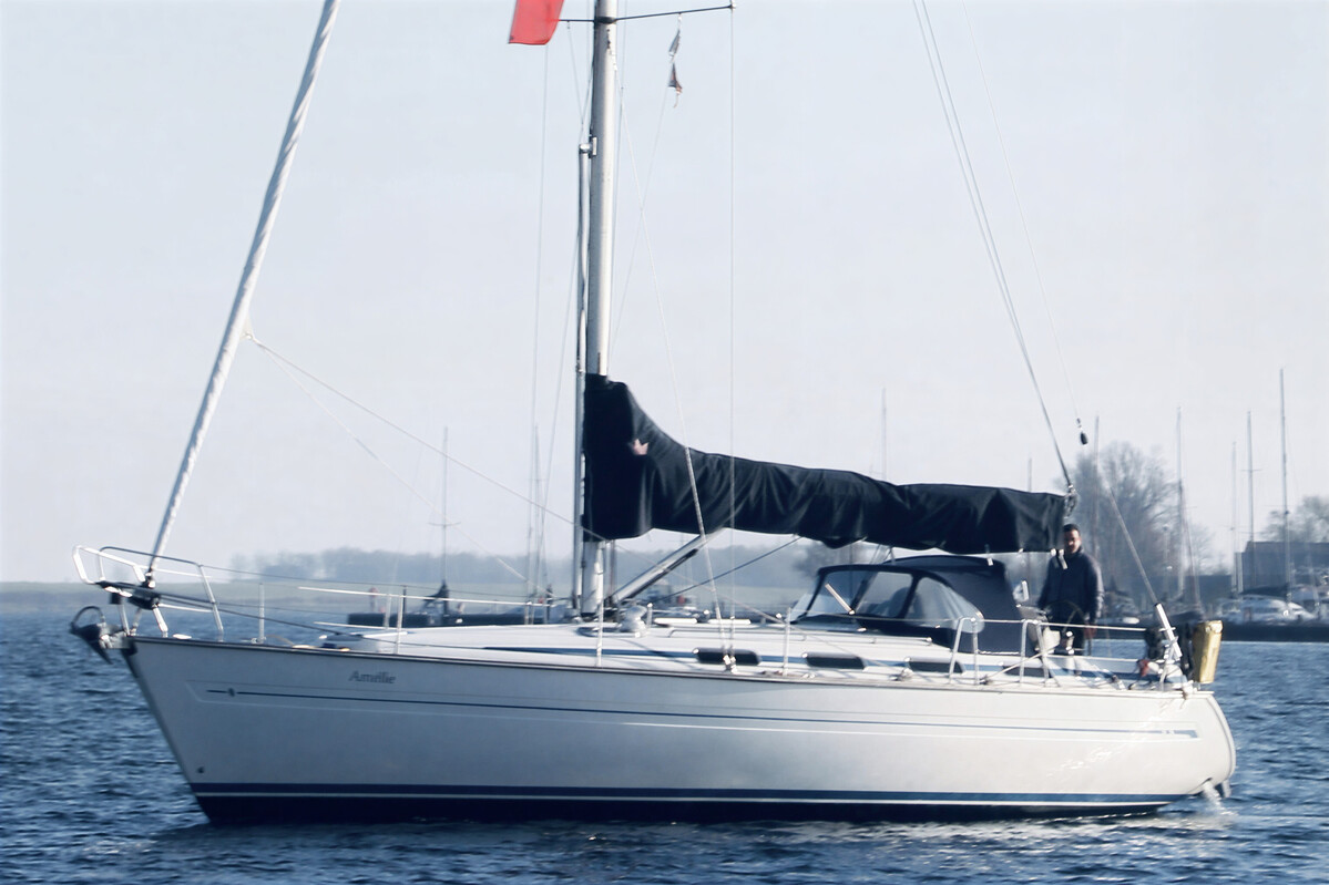 Bavaria 42-3