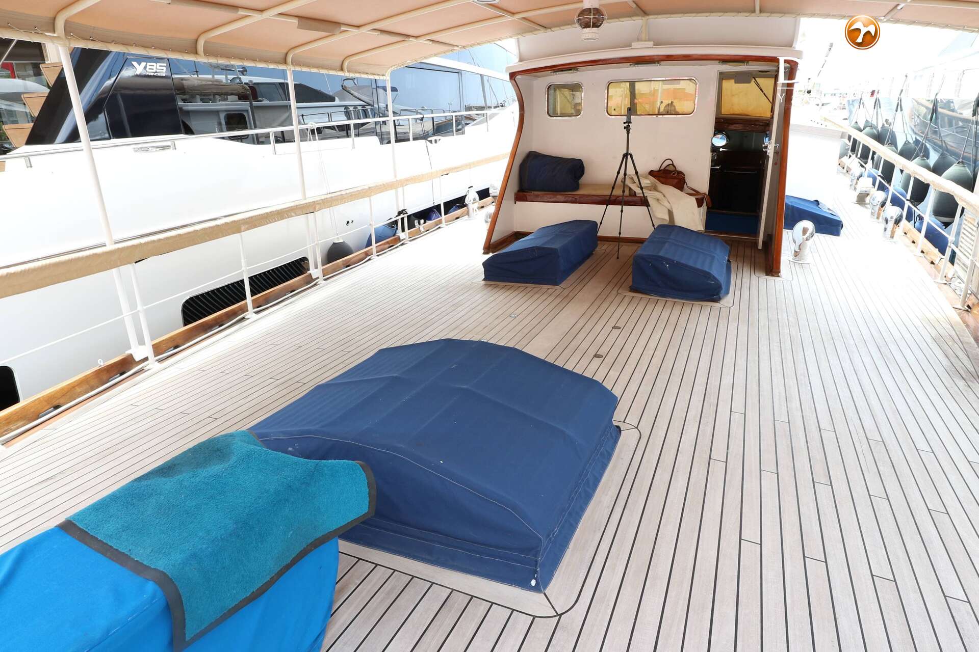 Classic Motor Yacht — foto 7 van 38