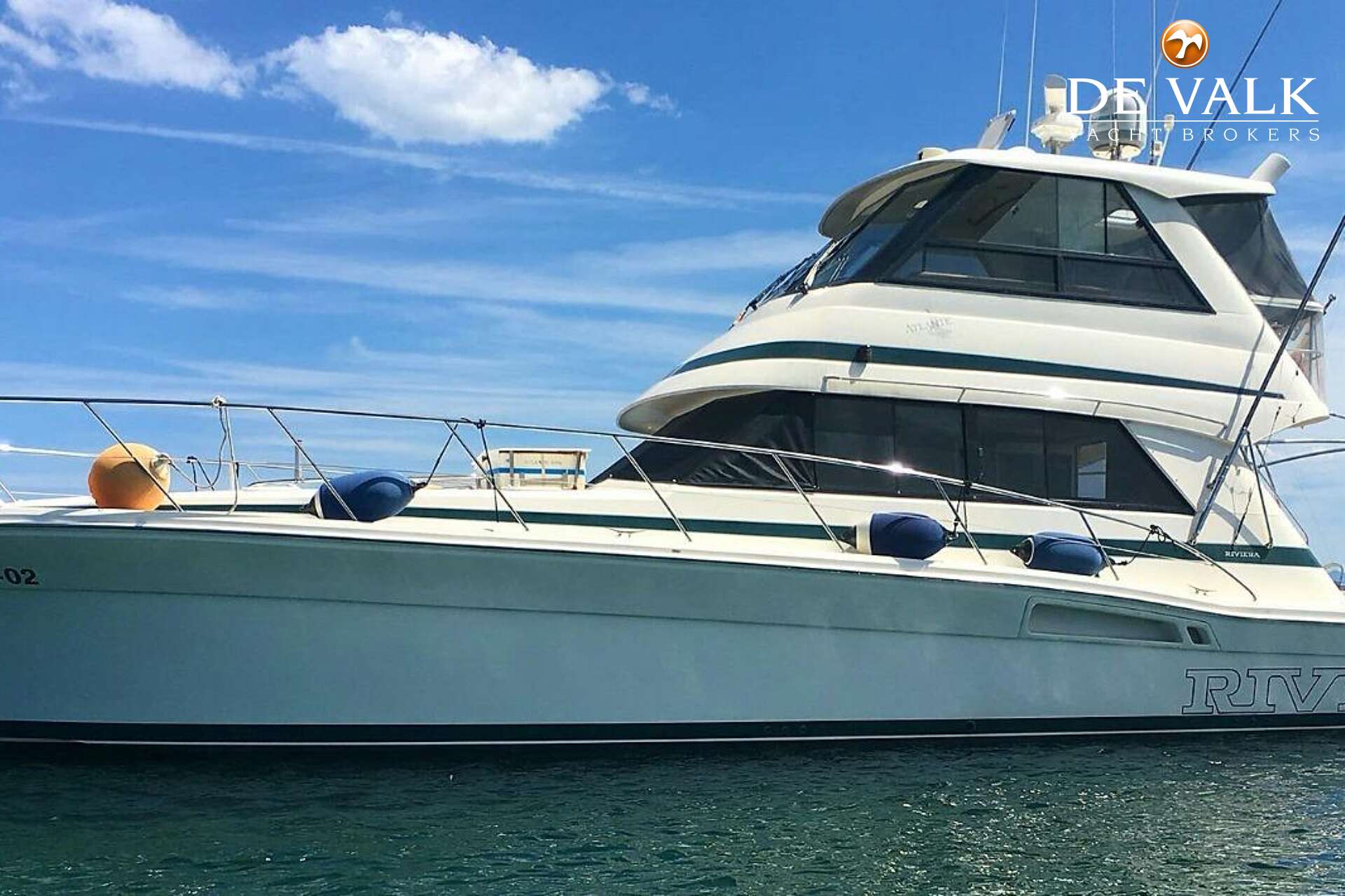 Riviera 48 Flybridge — foto 4 van 23