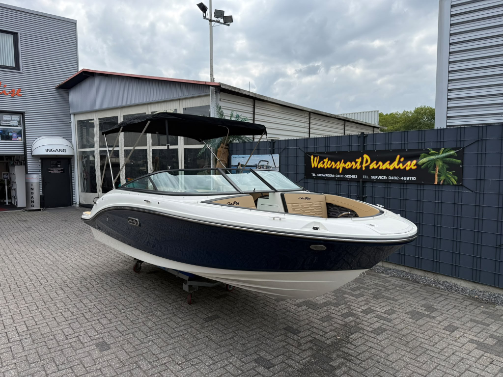 Sea Ray SPX 190
