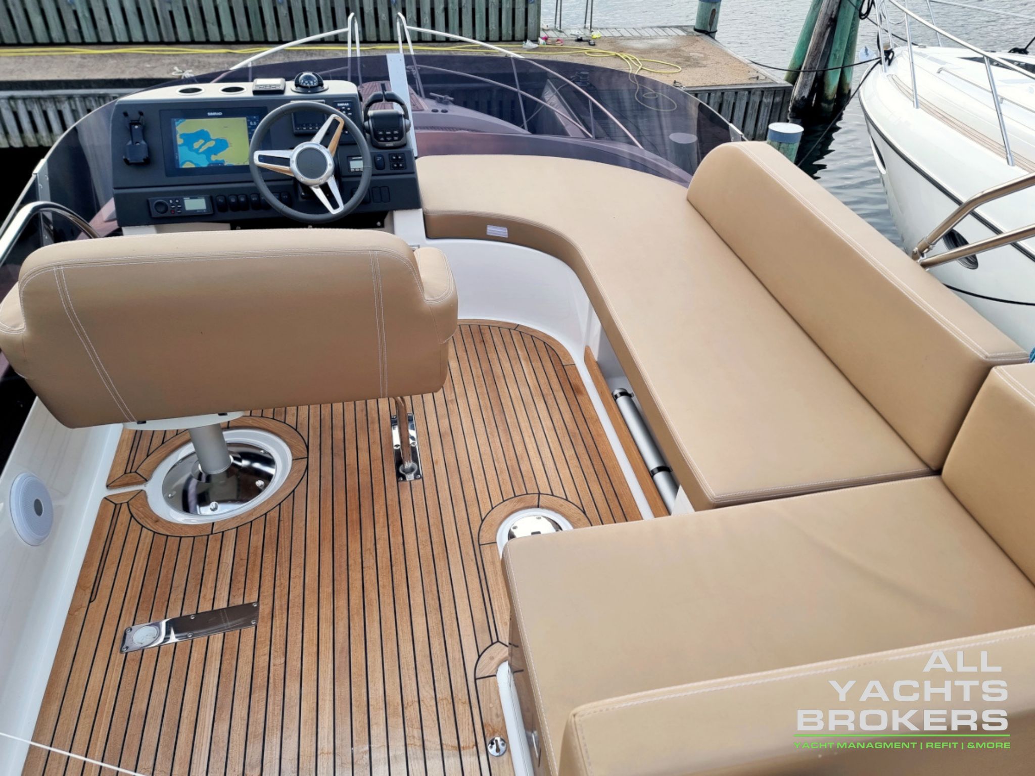 Nimbus 405 Flybridge — foto 2 van 10