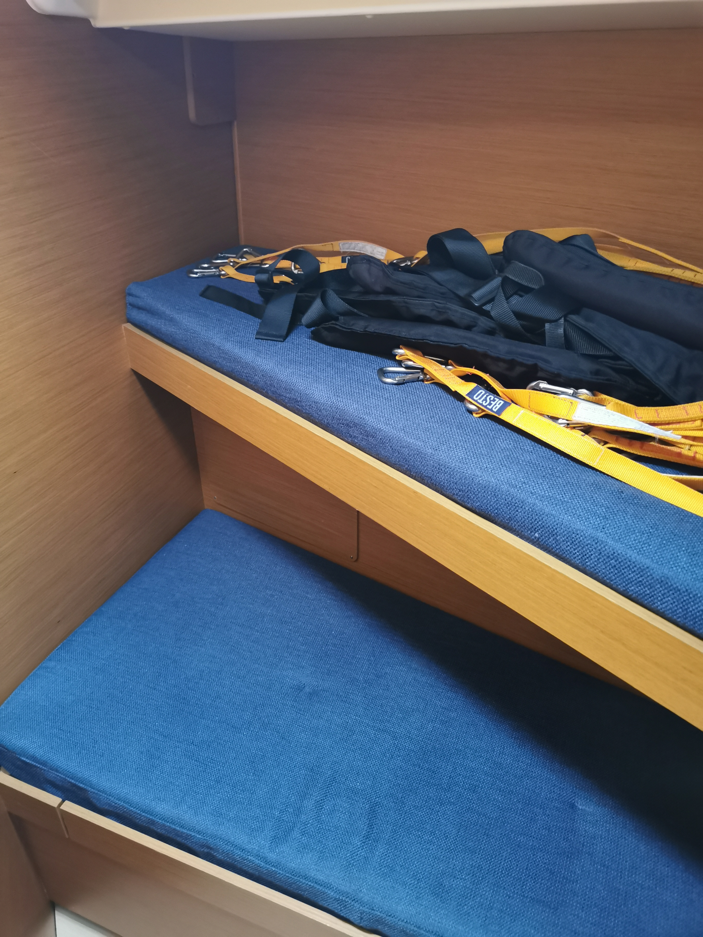 Sun Odyssey  449 — foto 12 van 20