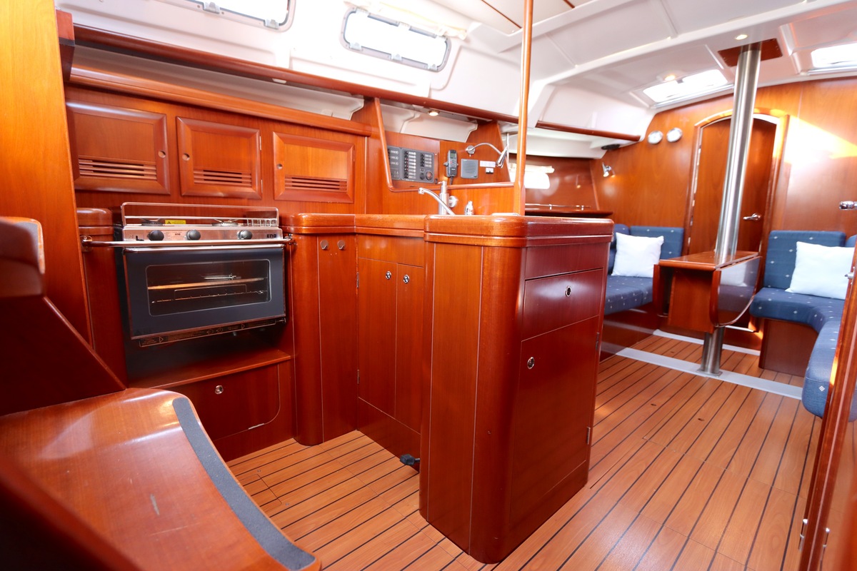 BENETEAU OCEANIS CLIPPER 373 — foto 7 van 48