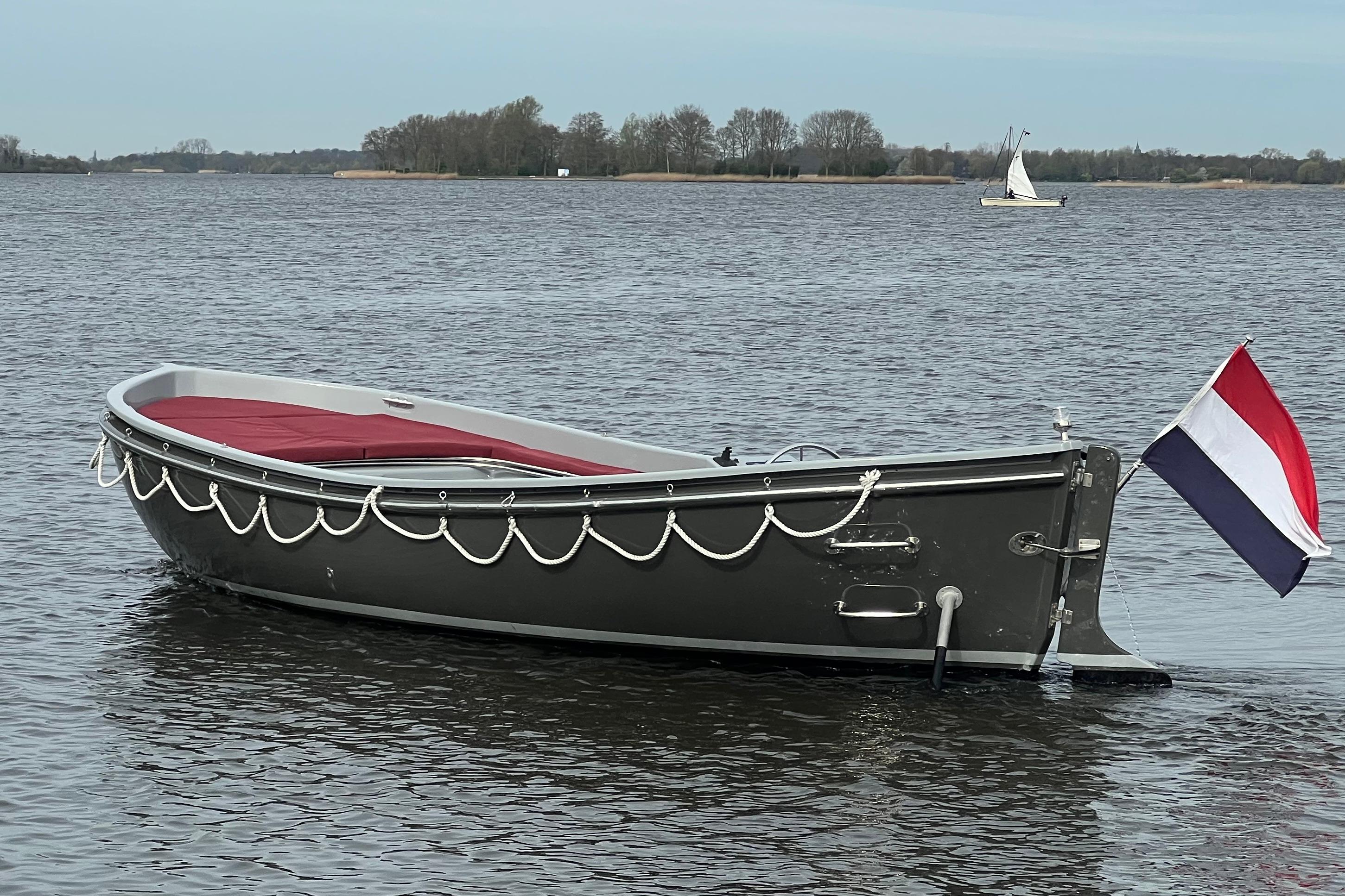 Seafury 730 — foto 6 van 17