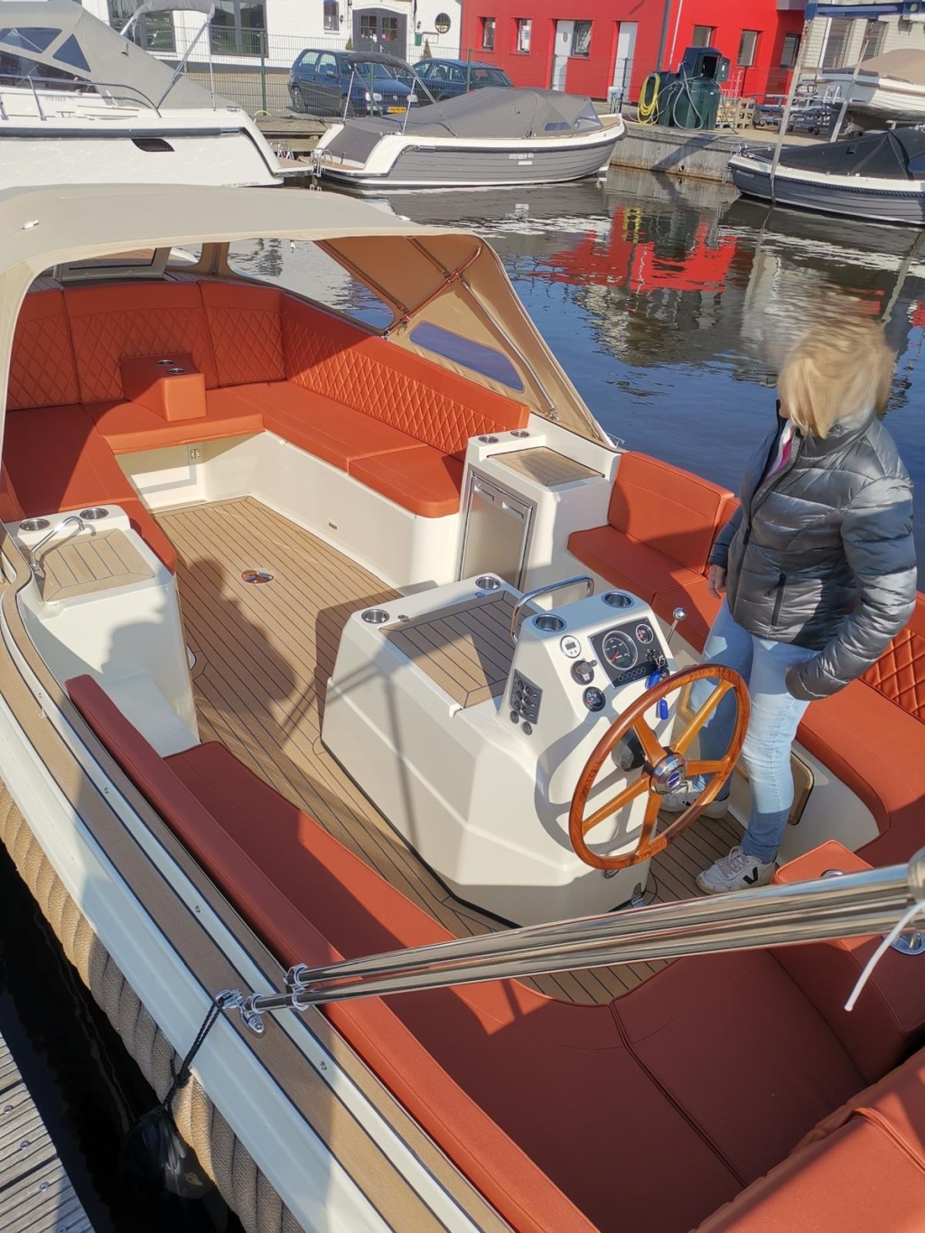 Intender 820 — foto 19 van 23