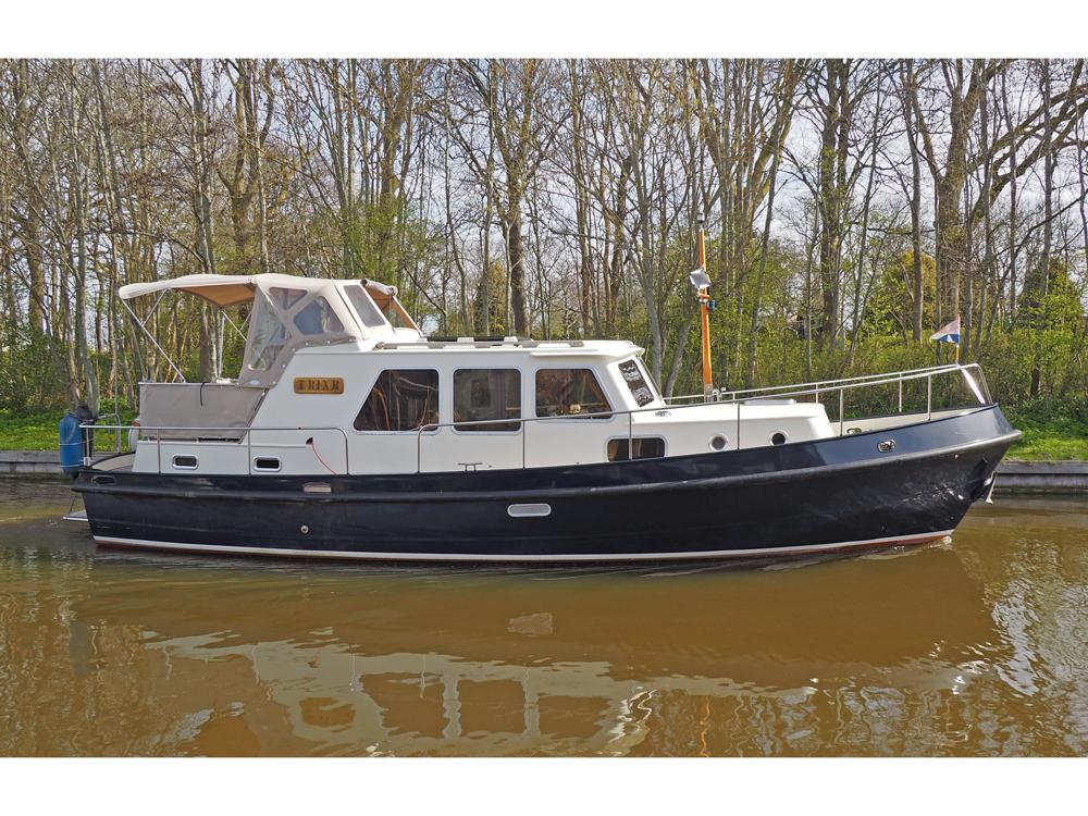 Jachtwerf De Jong, Uitwellingerga (casco) Gillissen Stevenvlet 1065 AK — foto 10 van 11