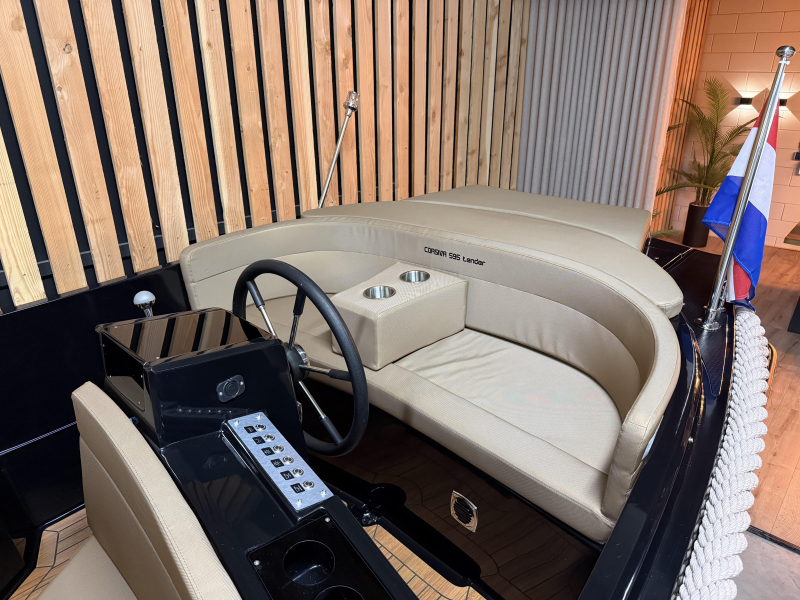 Corsiva 595 Tender Exclusive 30pk Suzuki — foto 9 van 12