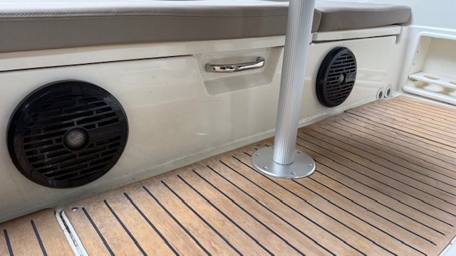 Quicksilver — foto 12 van 21