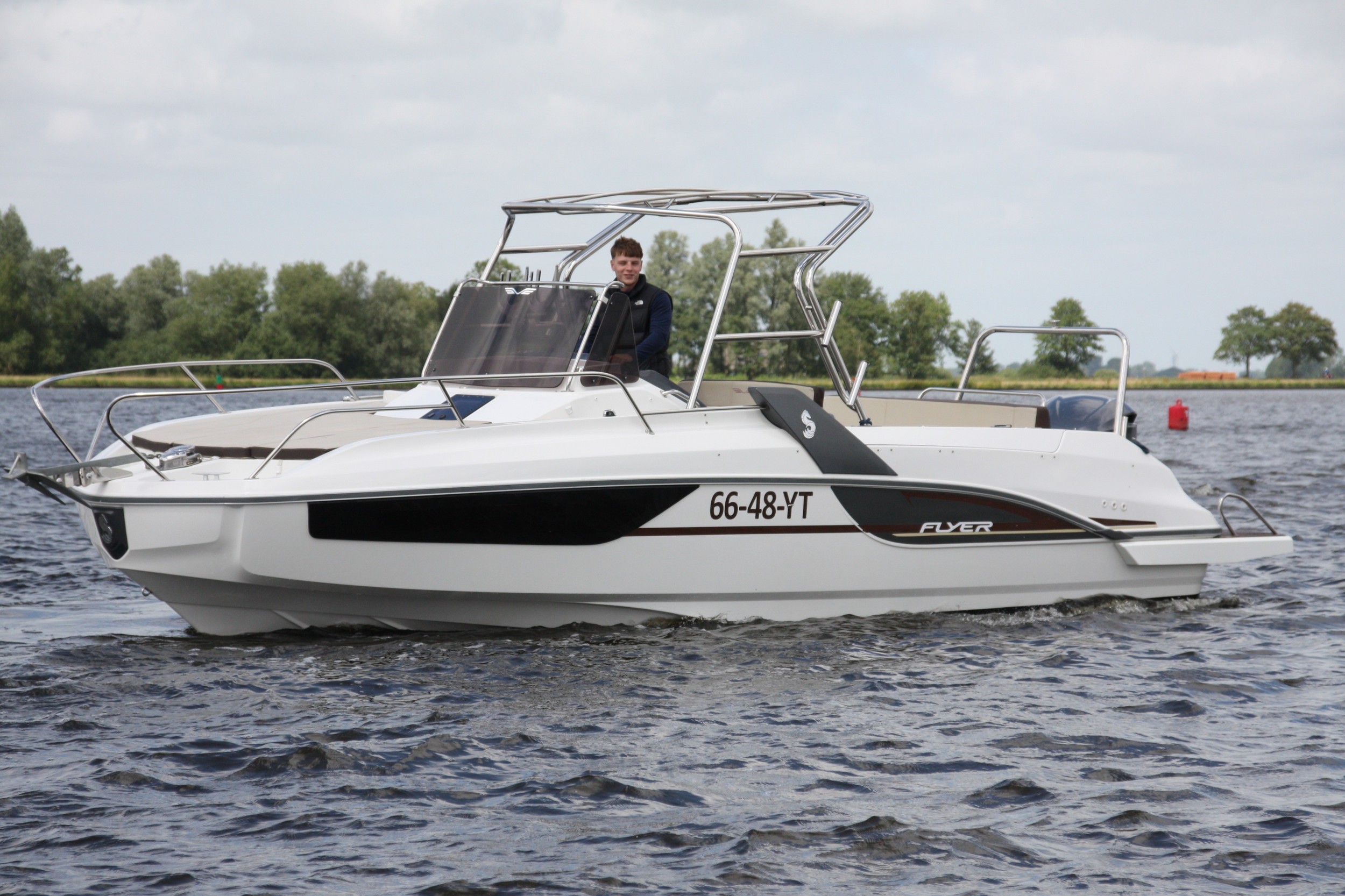 Beneteau Flyer 7.7 SUNdeck — foto 3 van 30