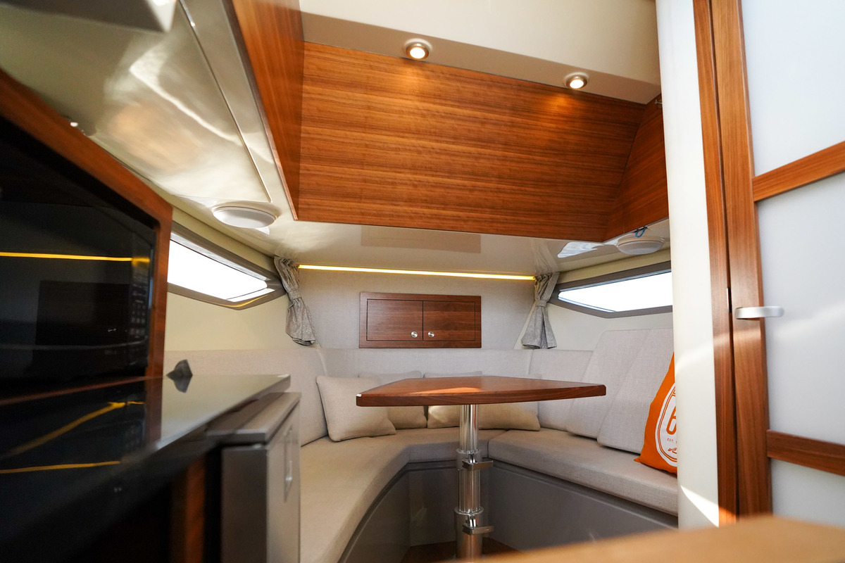 Sea Ray Sundancer 290 — foto 61 van 76