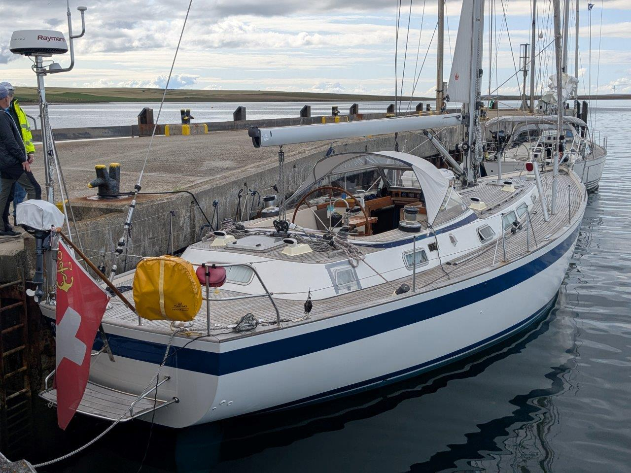 Hallberg-Rassy 45 — foto 2 van 108