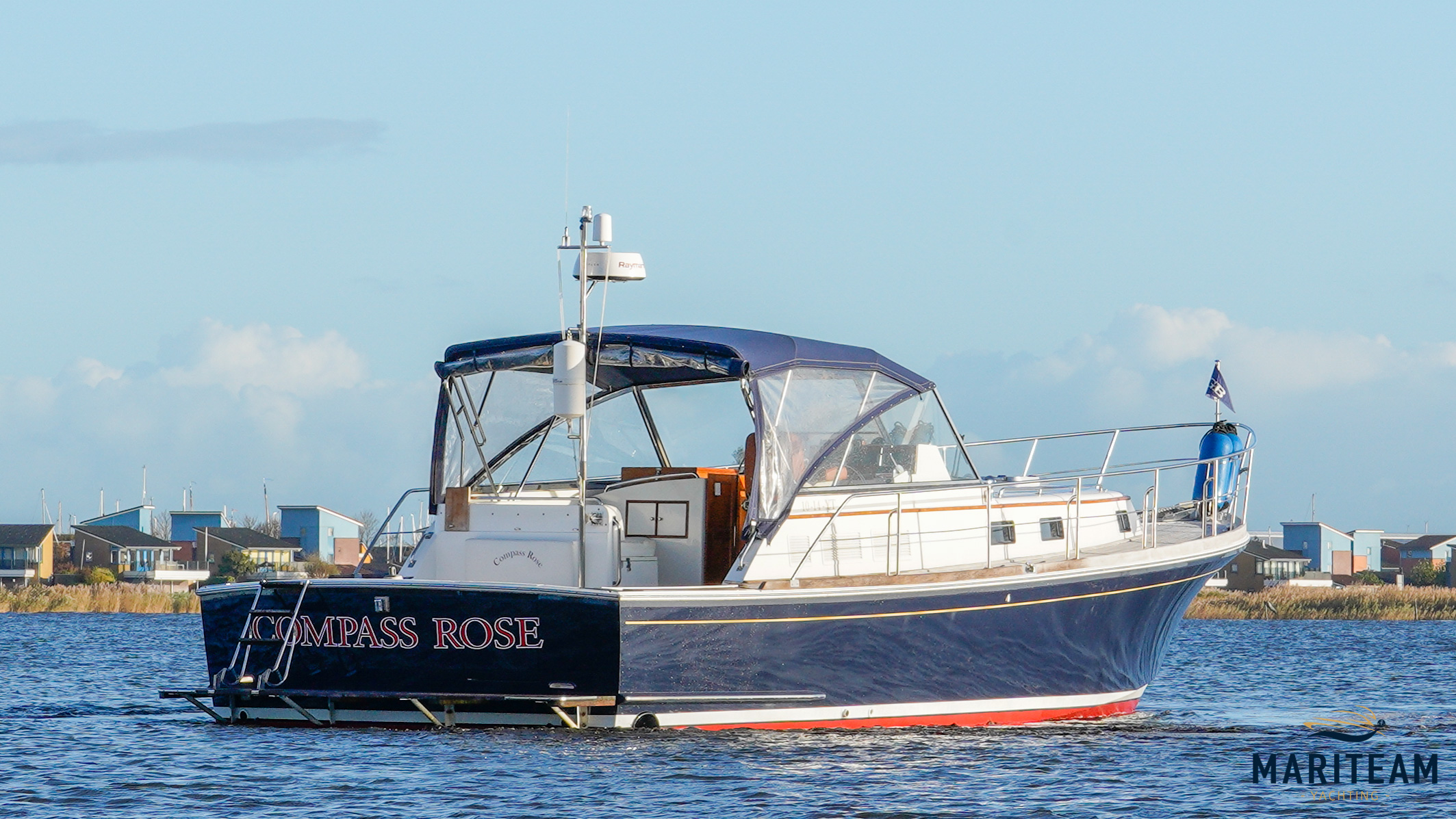 hoofdmotor(en): Grand Banks Eastbay 38 EX 'Compass Rose' — foto 4 van 7