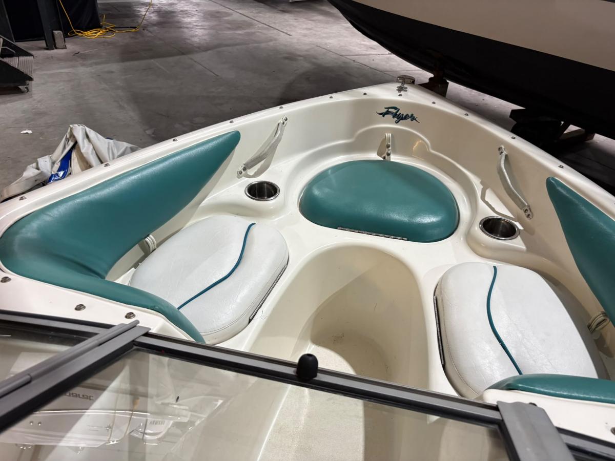 Larson Boats Flyer 166 BR — foto 12 van 22