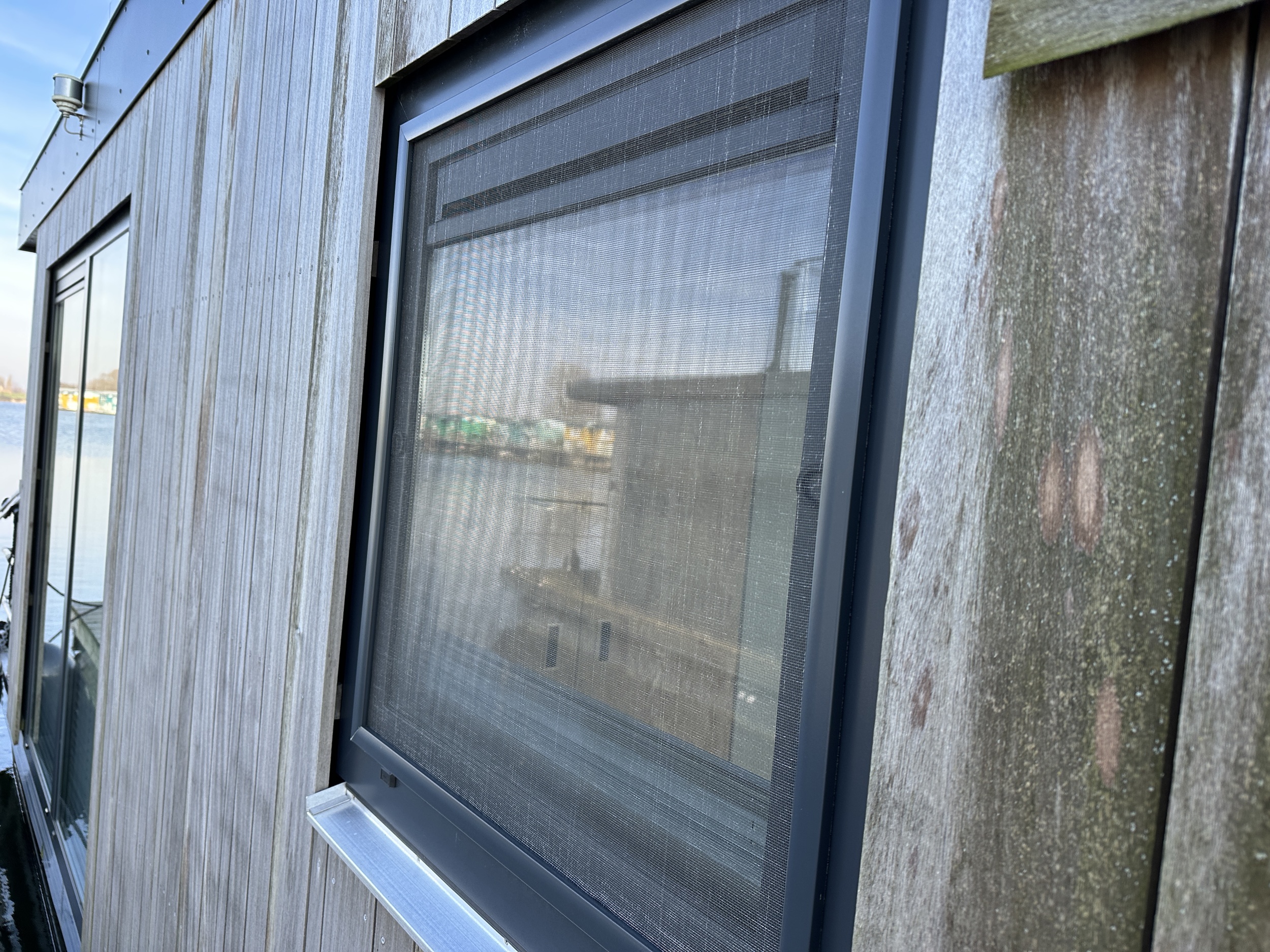 Gielissen Marin Home 32 Tiny Houseboat — foto 38 van 43