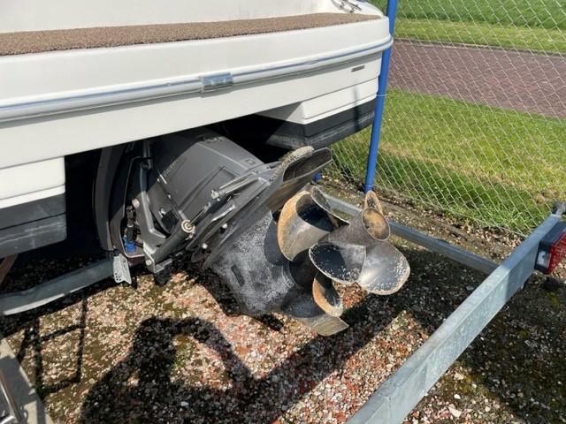 Glastron GS 249 Volvo D3 Diesel — foto 6 van 16