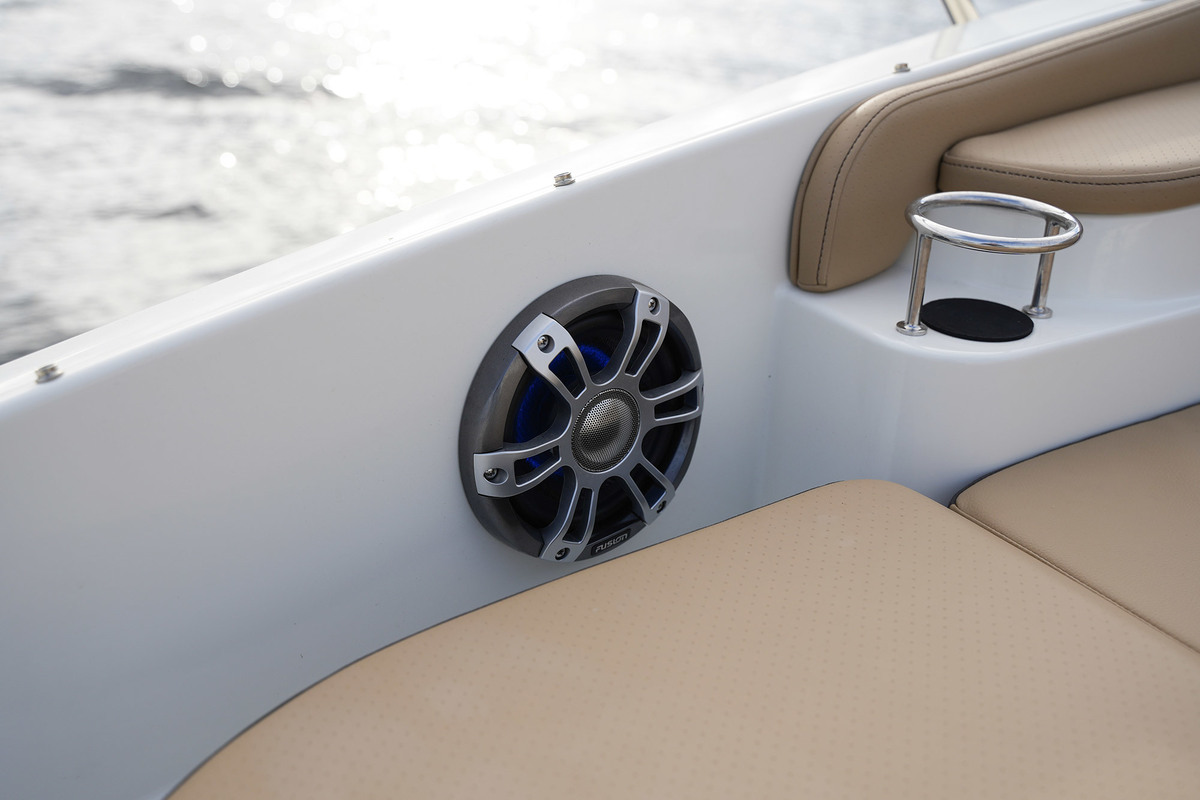 Sea Ray Sundancer 320 — foto 24 van 80