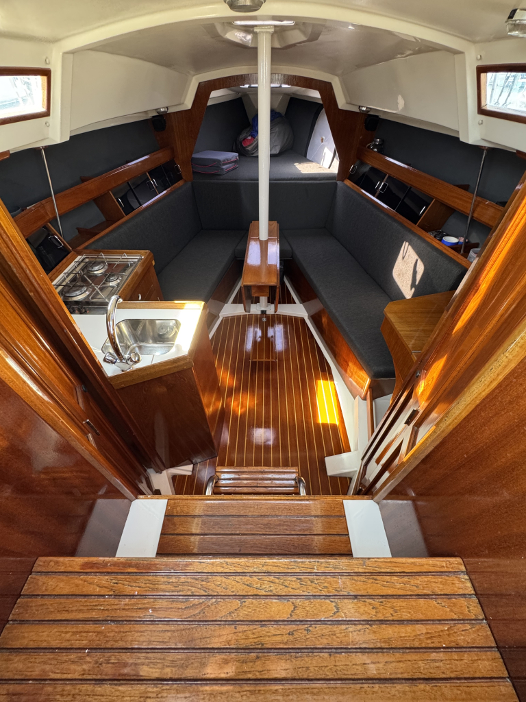Hunter 28.5 — foto 7 van 44