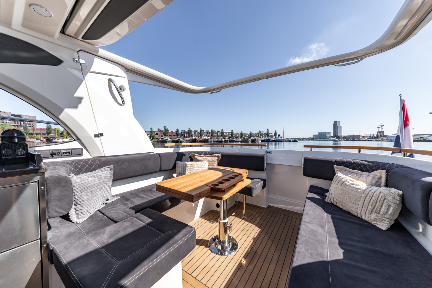 Marex 360 Cabriolet Cruiser — foto 16 van 30